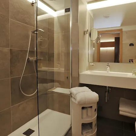 فندق Palace Wellness & Beauty 4*