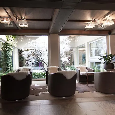 Отель Palace Wellness & Beauty Бормио