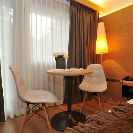 호텔 Palace Wellness & Beauty 4*