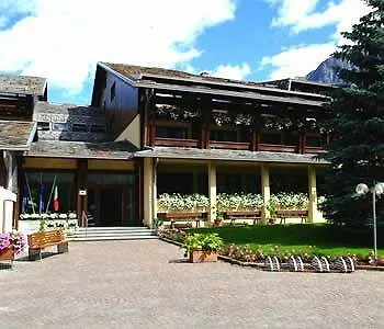 Palace Wellness & Beauty