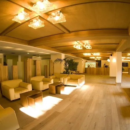 Palace Wellness & Beauty