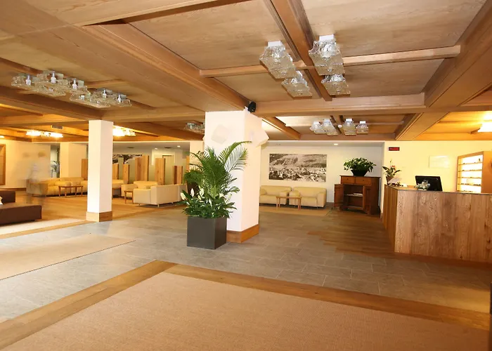 호텔 Palace Wellness & Beauty 4*